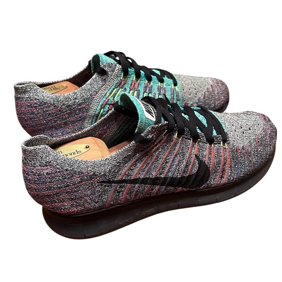 Nike FREE RN FLYKNIT - FREE FOR FALL 831070-108 Size 7.5 - Picture 5 of 9
